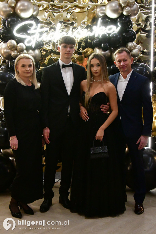 Poloneza czas zacząć! Studniówka biłgorajskiej Budowlanki