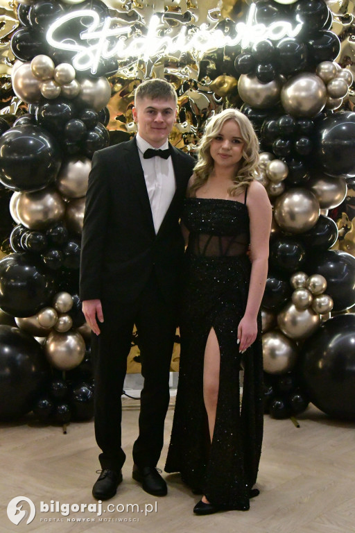 Poloneza czas zacząć! Studniówka biłgorajskiej Budowlanki