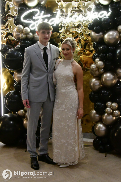 Poloneza czas zacząć! Studniówka biłgorajskiej Budowlanki