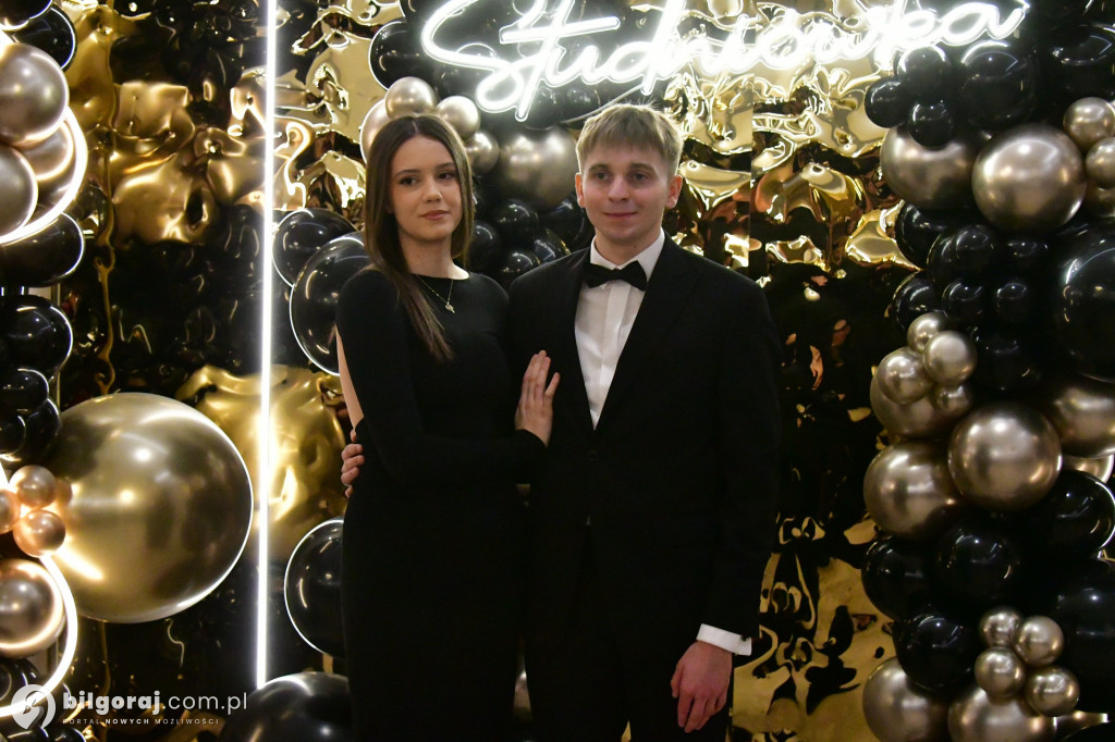 Poloneza czas zacząć! Studniówka biłgorajskiej Budowlanki