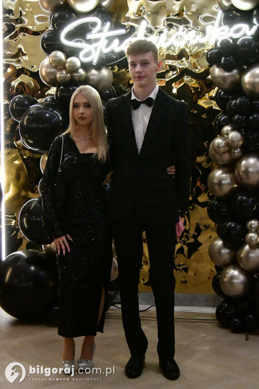 Poloneza czas zacząć! Studniówka biłgorajskiej Budowlanki