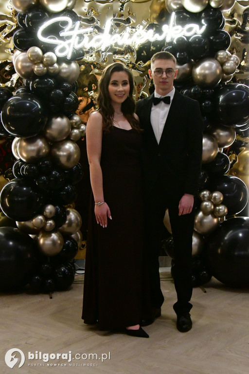 Poloneza czas zacząć! Studniówka biłgorajskiej Budowlanki