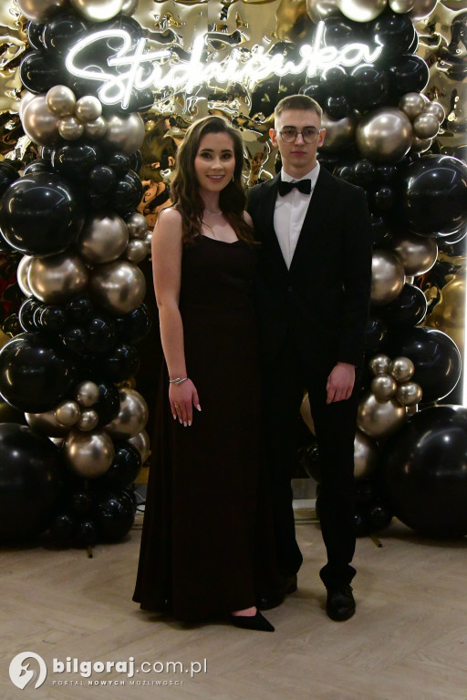 Poloneza czas zacząć! Studniówka biłgorajskiej Budowlanki