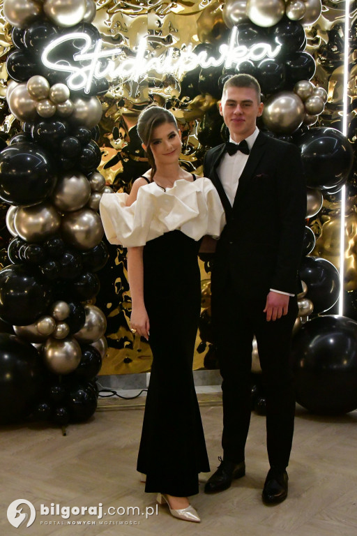 Poloneza czas zacząć! Studniówka biłgorajskiej Budowlanki