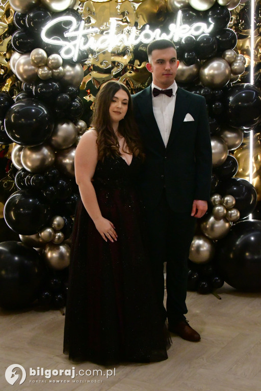 Poloneza czas zacząć! Studniówka biłgorajskiej Budowlanki