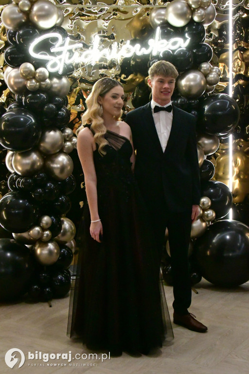 Poloneza czas zacząć! Studniówka biłgorajskiej Budowlanki