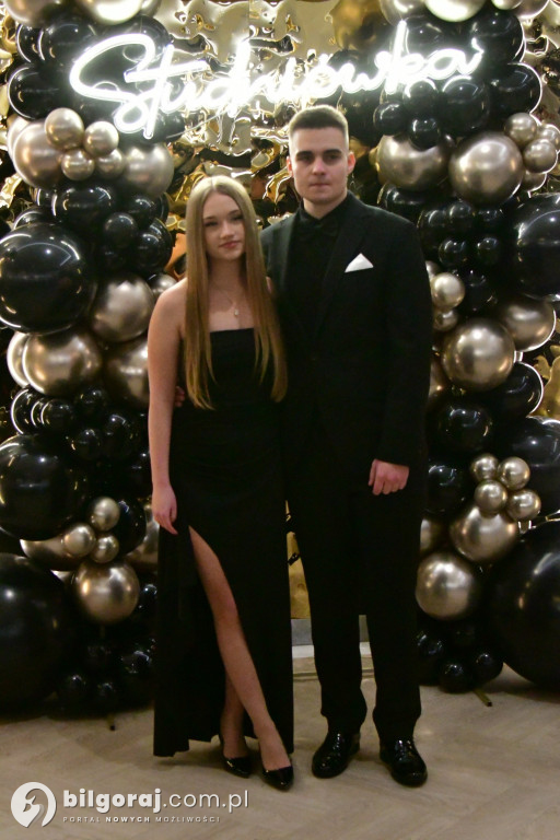 Poloneza czas zacząć! Studniówka biłgorajskiej Budowlanki