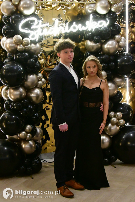 Poloneza czas zacząć! Studniówka biłgorajskiej Budowlanki