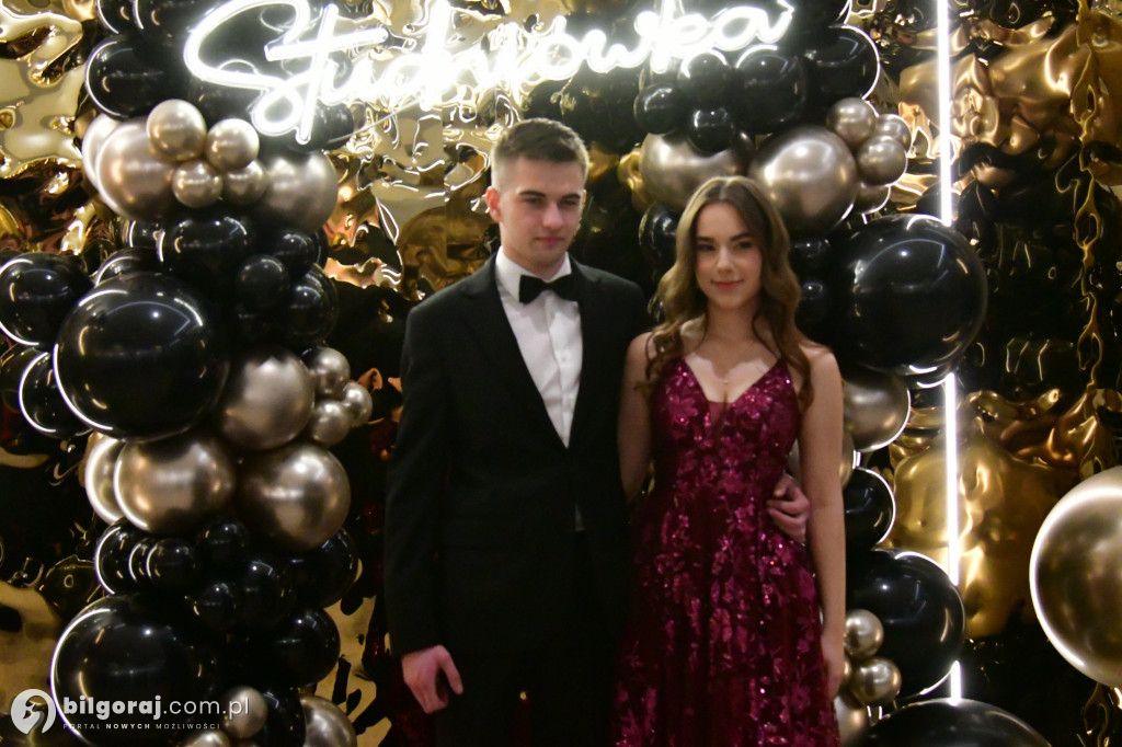 Poloneza czas zacząć! Studniówka biłgorajskiej Budowlanki