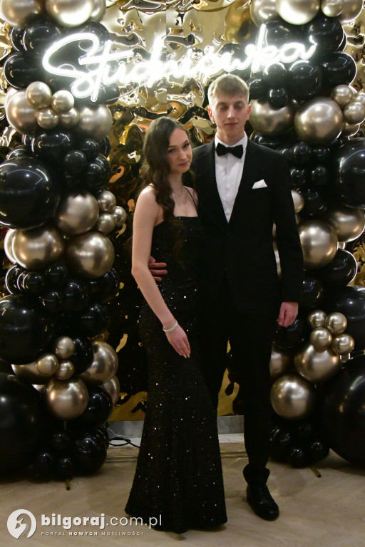 Poloneza czas zacząć! Studniówka biłgorajskiej Budowlanki