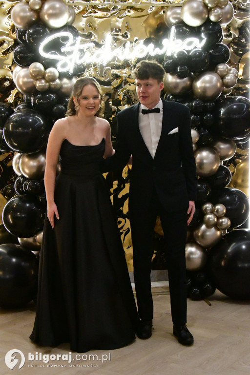 Poloneza czas zacząć! Studniówka biłgorajskiej Budowlanki