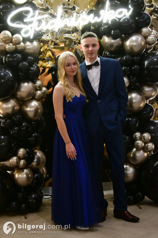 Poloneza czas zacząć! Studniówka biłgorajskiej Budowlanki