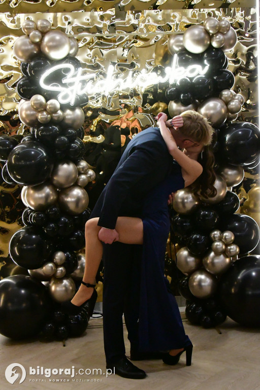 Poloneza czas zacząć! Studniówka biłgorajskiej Budowlanki