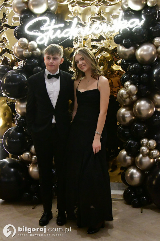 Poloneza czas zacząć! Studniówka biłgorajskiej Budowlanki