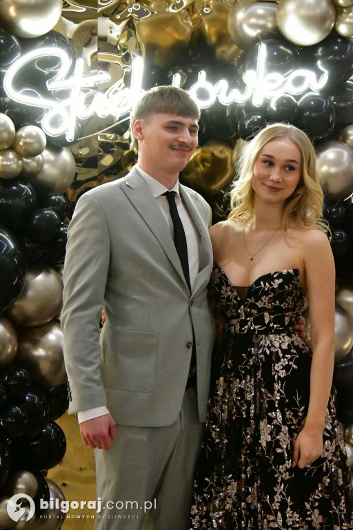 Poloneza czas zacząć! Studniówka biłgorajskiej Budowlanki