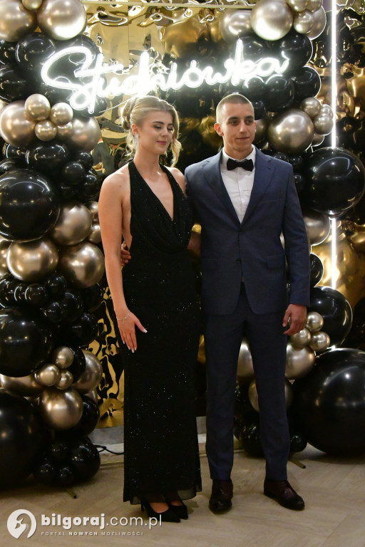 Poloneza czas zacząć! Studniówka biłgorajskiej Budowlanki