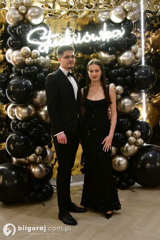 Poloneza czas zacząć! Studniówka biłgorajskiej Budowlanki