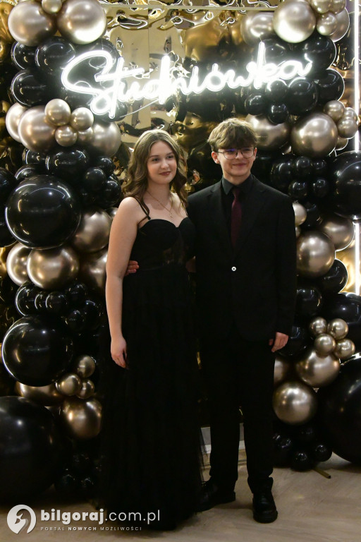 Poloneza czas zacząć! Studniówka biłgorajskiej Budowlanki