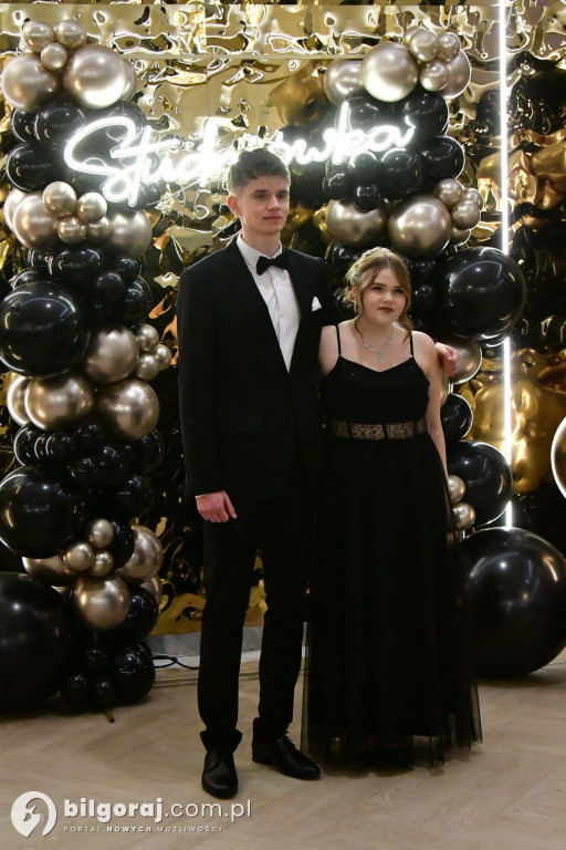 Poloneza czas zacząć! Studniówka biłgorajskiej Budowlanki