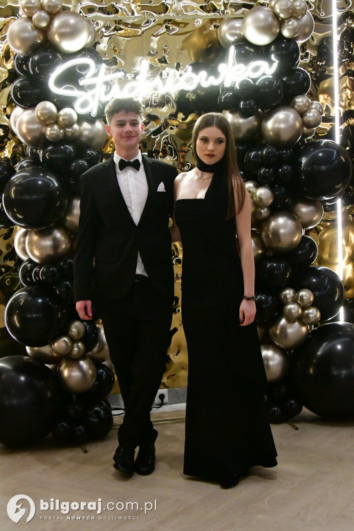 Poloneza czas zacząć! Studniówka biłgorajskiej Budowlanki