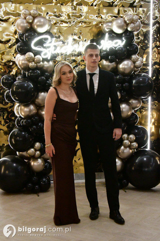 Poloneza czas zacząć! Studniówka biłgorajskiej Budowlanki