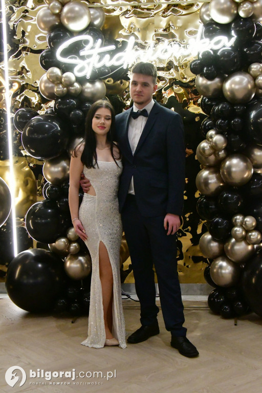 Poloneza czas zacząć! Studniówka biłgorajskiej Budowlanki