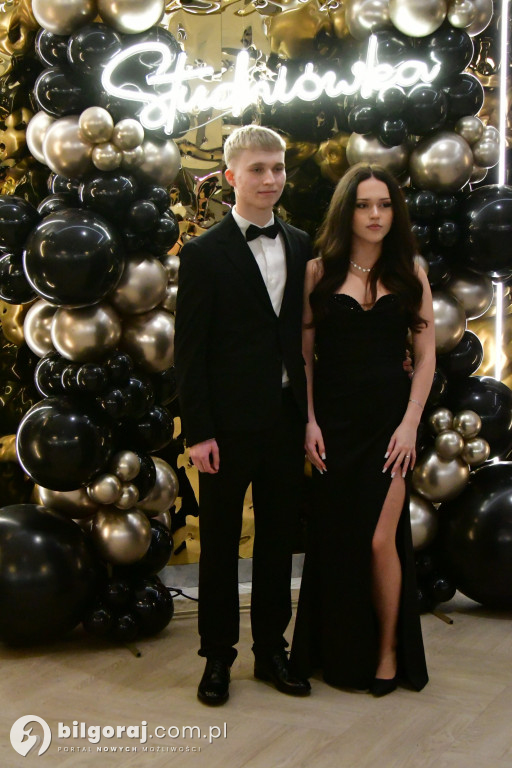 Poloneza czas zacząć! Studniówka biłgorajskiej Budowlanki