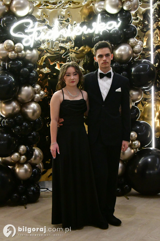 Poloneza czas zacząć! Studniówka biłgorajskiej Budowlanki