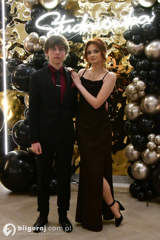 Poloneza czas zacząć! Studniówka biłgorajskiej Budowlanki