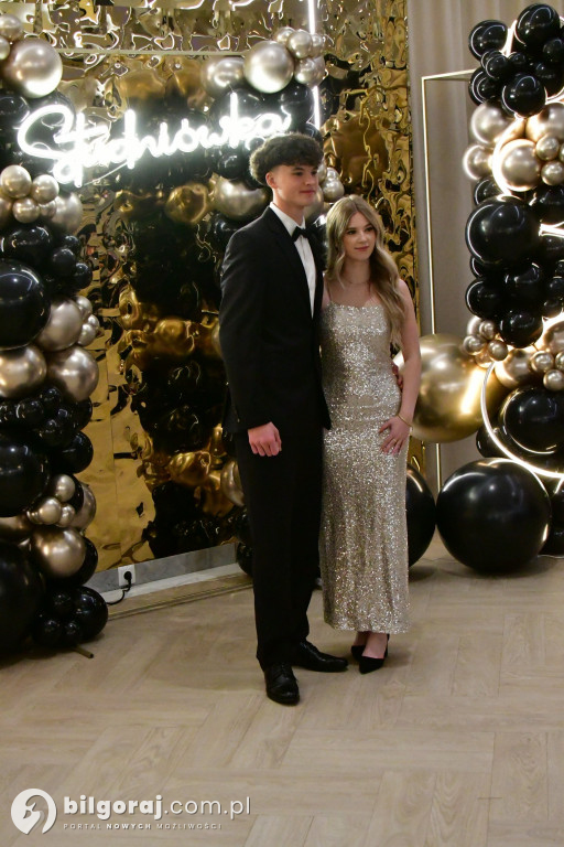 Poloneza czas zacząć! Studniówka biłgorajskiej Budowlanki