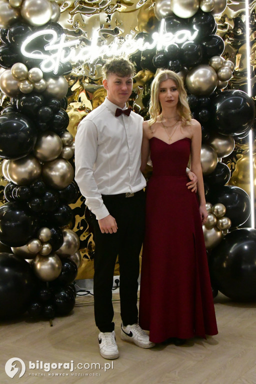 Poloneza czas zacząć! Studniówka biłgorajskiej Budowlanki