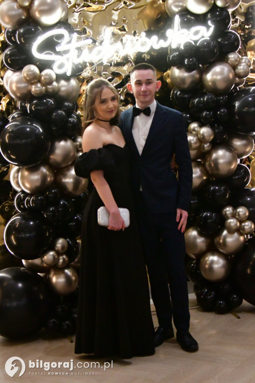 Poloneza czas zacząć! Studniówka biłgorajskiej Budowlanki