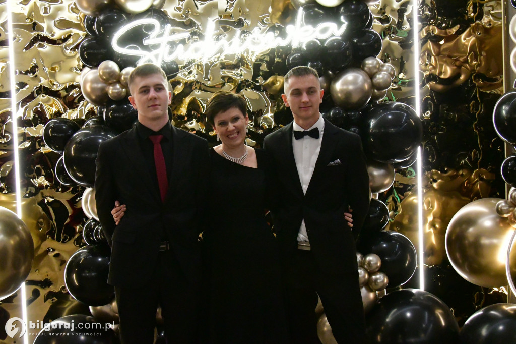 Poloneza czas zacząć! Studniówka biłgorajskiej Budowlanki