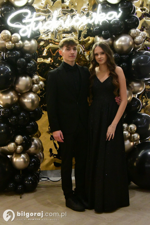 Poloneza czas zacząć! Studniówka biłgorajskiej Budowlanki