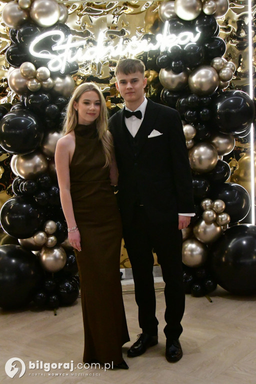 Poloneza czas zacząć! Studniówka biłgorajskiej Budowlanki