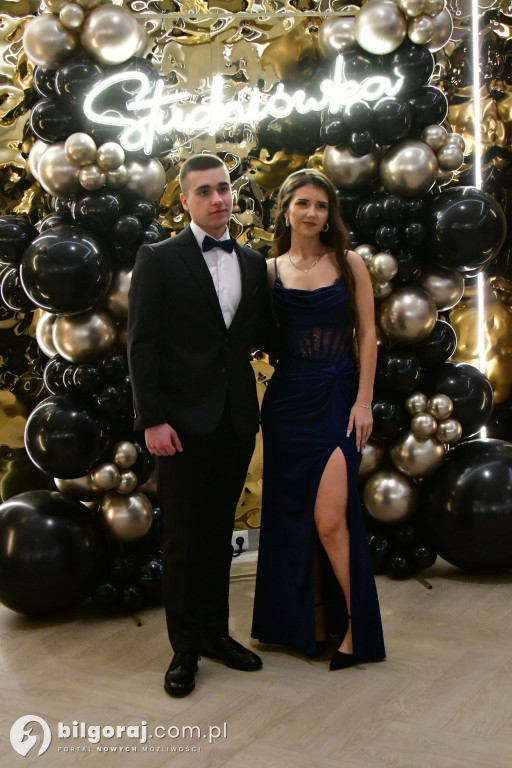 Poloneza czas zacząć! Studniówka biłgorajskiej Budowlanki