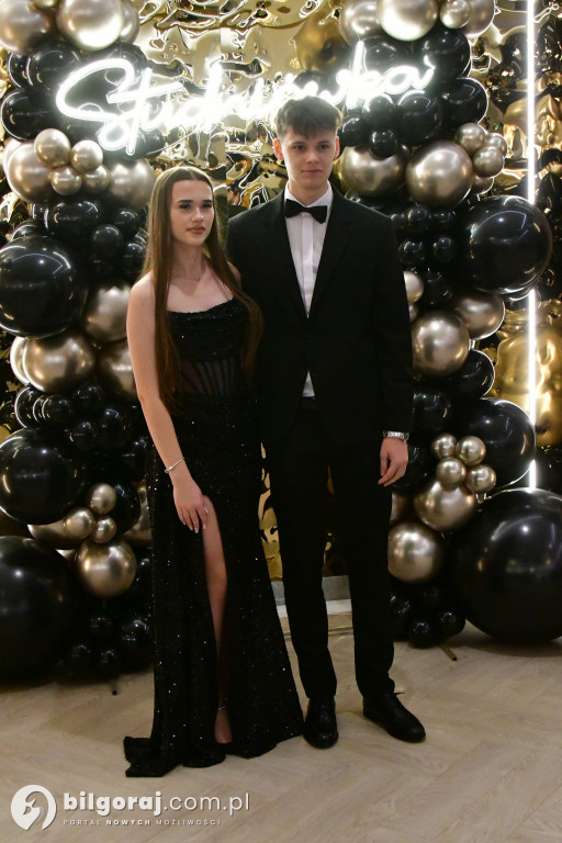 Poloneza czas zacząć! Studniówka biłgorajskiej Budowlanki