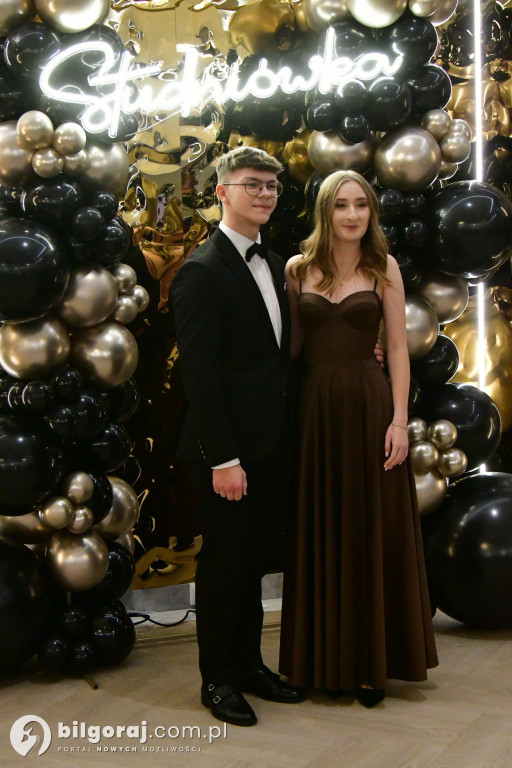 Poloneza czas zacząć! Studniówka biłgorajskiej Budowlanki