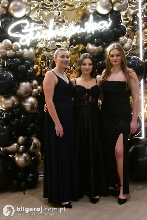 Poloneza czas zacząć! Studniówka biłgorajskiej Budowlanki