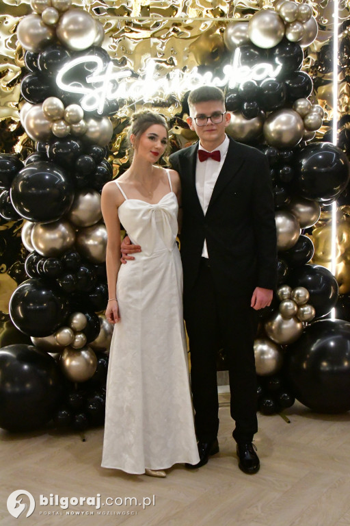 Poloneza czas zacząć! Studniówka biłgorajskiej Budowlanki