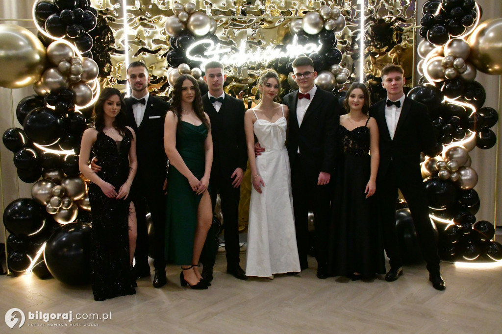 Poloneza czas zacząć! Studniówka biłgorajskiej Budowlanki