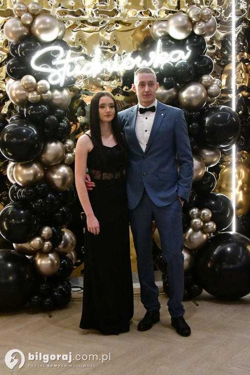 Poloneza czas zacząć! Studniówka biłgorajskiej Budowlanki