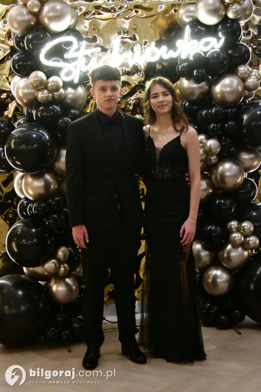 Poloneza czas zacząć! Studniówka biłgorajskiej Budowlanki