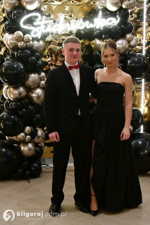 Poloneza czas zacząć! Studniówka biłgorajskiej Budowlanki