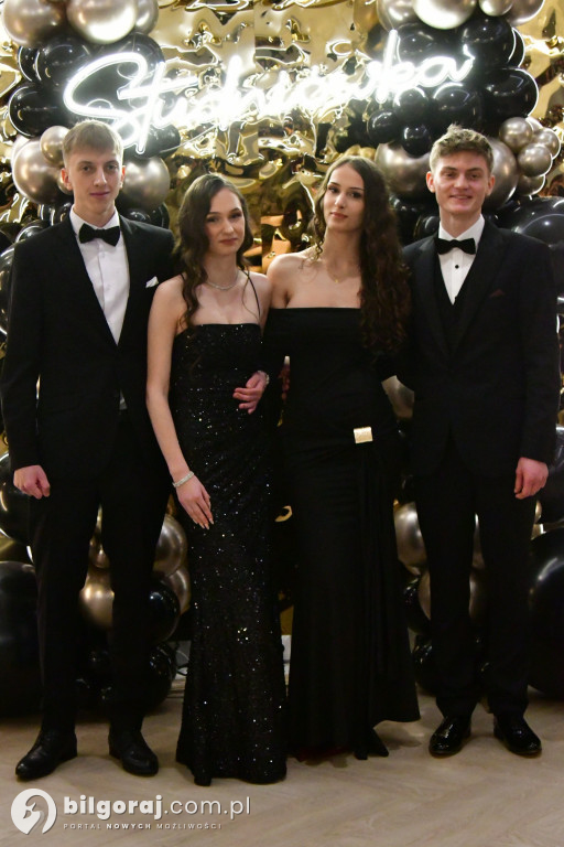 Poloneza czas zacząć! Studniówka biłgorajskiej Budowlanki