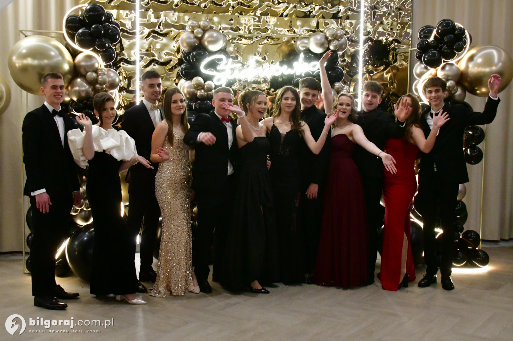 Poloneza czas zacząć! Studniówka biłgorajskiej Budowlanki