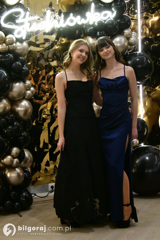 Poloneza czas zacząć! Studniówka biłgorajskiej Budowlanki