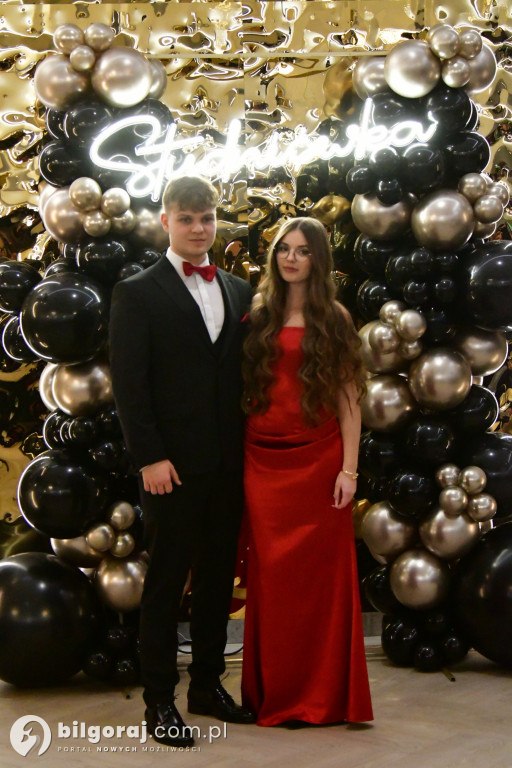 Poloneza czas zacząć! Studniówka biłgorajskiej Budowlanki