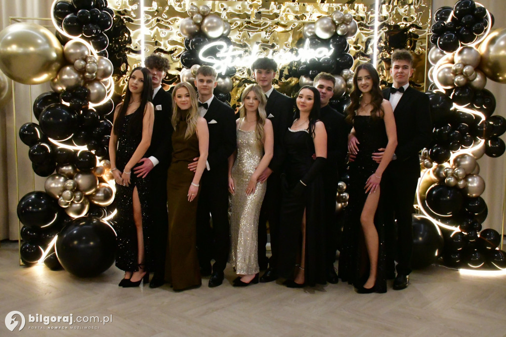 Poloneza czas zacząć! Studniówka biłgorajskiej Budowlanki