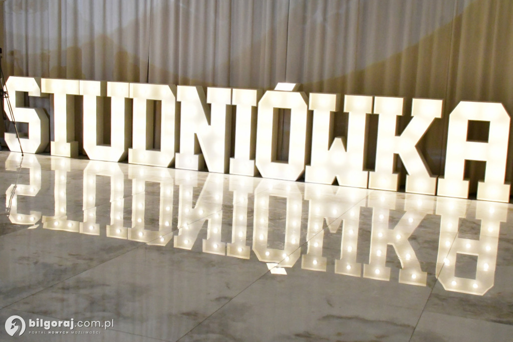 Poloneza czas zacząć! Studniówka biłgorajskiej Budowlanki